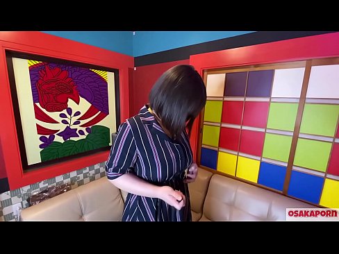❤️ جاپاني پياري وڏي سيني سان گڏ جنسي رانديڪن سان مشت زني ڪري ٿي ۽ هڪ orgasm آهي. هوءَ هڪ انٽرويو ۾ پنهنجي ڀوائتي تجربي بابت ڳالهائي ٿي. وڏيون چوڙيون ۽ وارن واري بلت زور سان روئي رهي آهي. اوساڪاپورن ❤️❌ جنس